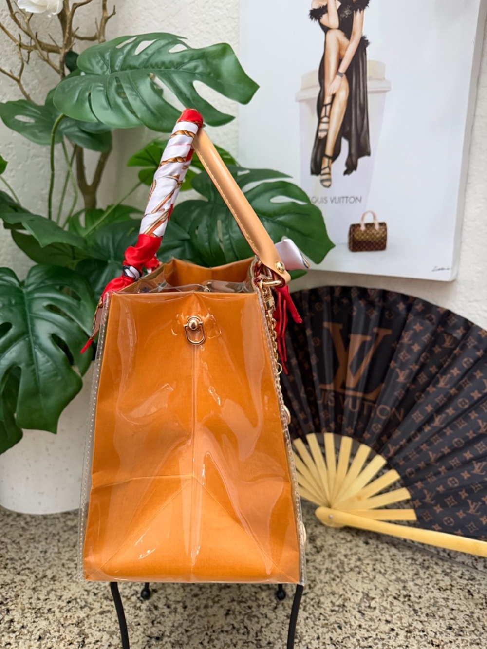 ♥️🤍 Louis Vuitton Gift Bag Tote🤍♥️ - Picture 6 of 7